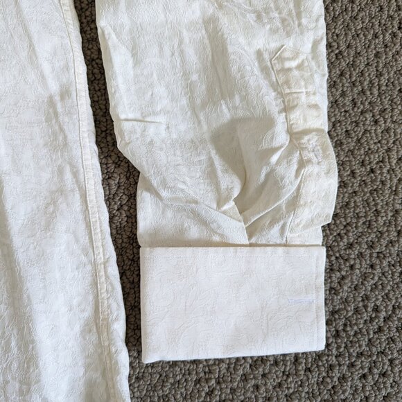 Off-white long-sleeve shirt with a monochromatic floral pattern - Picture 7 of 12